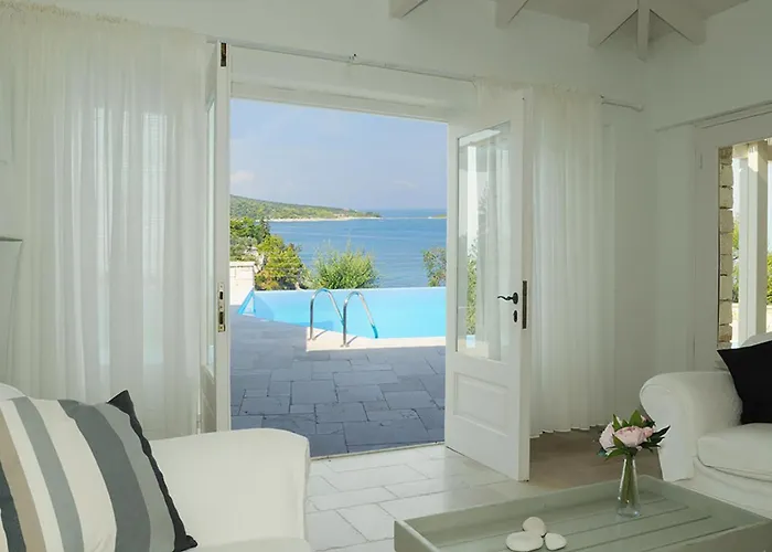 The Artists House Οζιάς